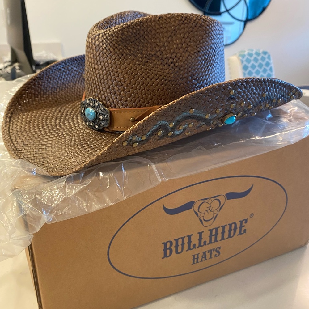 Bullhide Women's Tan Western Hat with Turquoise Accents. NEVER WORN!
